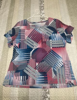 2 Camisetas El Corte Inglés Talla 48 sin etiqueta 