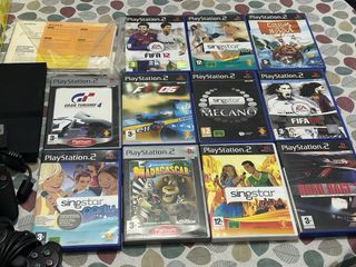 Consola PS2 Slim con caja, manuales y 11 juegos