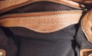 Bolso Marc Jacobs Piel beige cámel. 