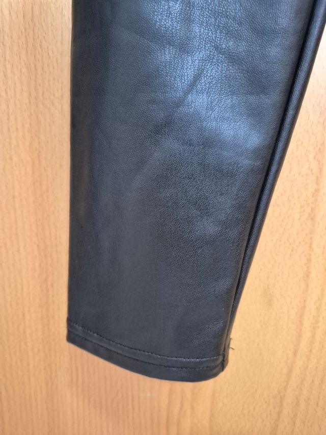 Leggings Polipiel Negro Lefties