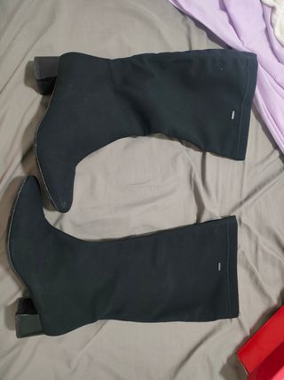 Botas altas negras talla 41