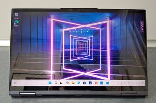Lenovo Yoga 7i Táctil Intel i7 11ª Gen Evo