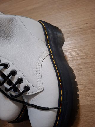 Botas Dr. Martens Blancas