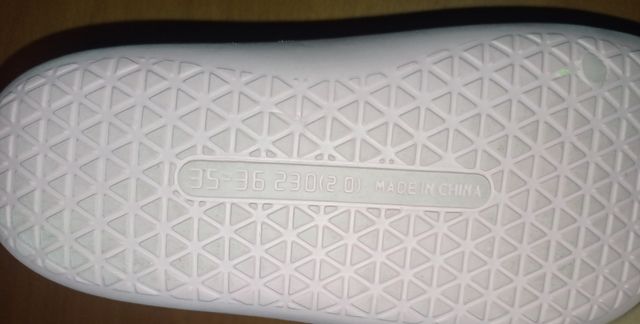 Chanclas piscina niña personalizadas John Smith