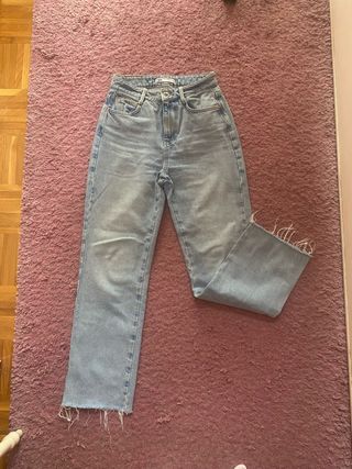 Pantalón vaquero Zara
