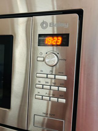 Horno AEG y microondas Balay