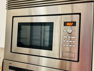 Horno AEG y microondas Balay