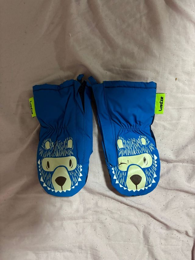 Botas de nieve y Traje de la nieve