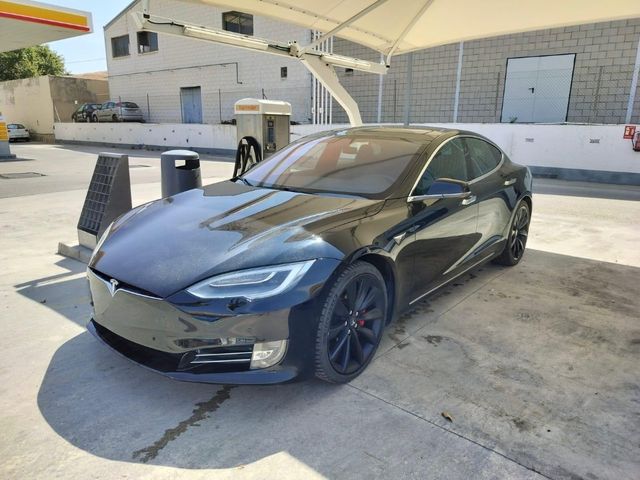 Tesla model  s  2018