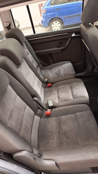 Volkswagen Touran 2010