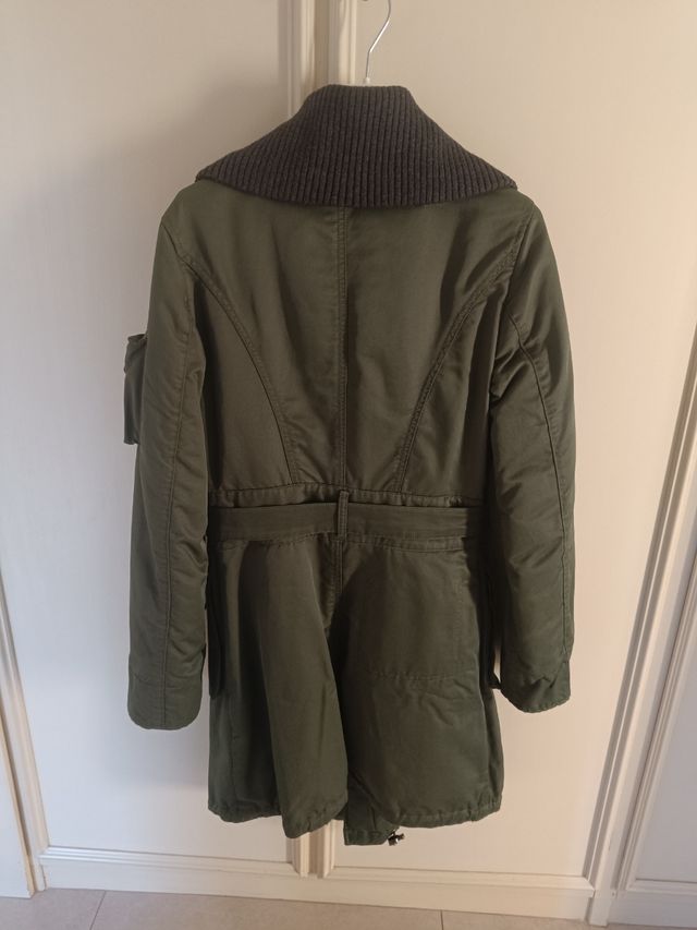 Piumino Pinko verde con cintura