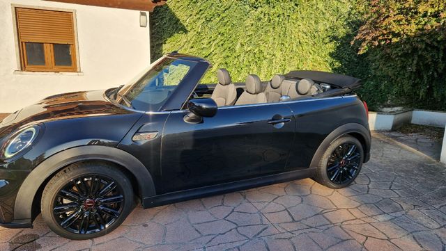 MINI Cabrio 2022