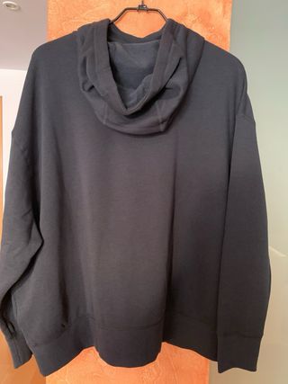 Sudadera Nike Air Negra con Etiqueta