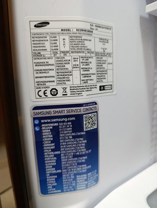Congelador Vertical Samsung Acero