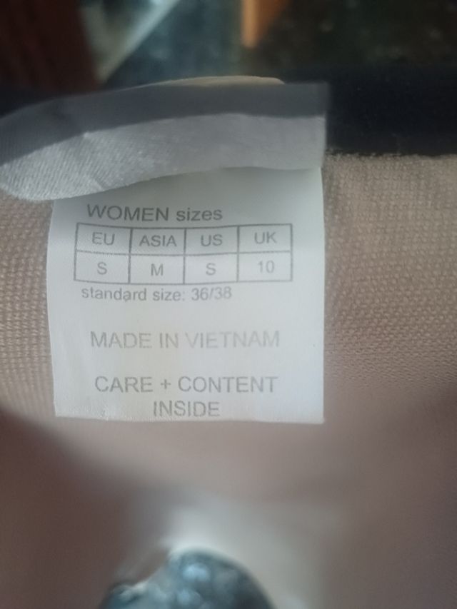 Cazadora Cortavientos Jack Wolfskin Mujer Beige