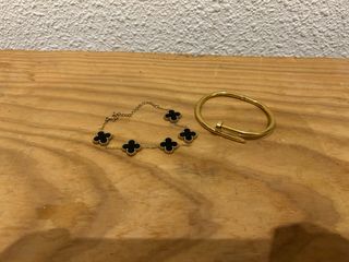 Pulseras Trébol y Clavo Doradas