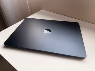 MacBook Air M2 24GB RAM Azul Medianoche