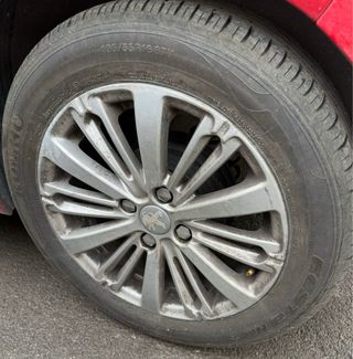 Rueda 195/55R16 87V Kumho Ecsta