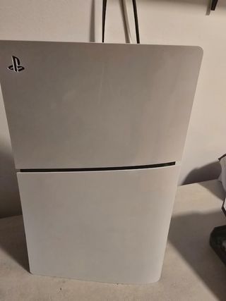 PlayStation 5 1TB + Mando + Fifa24
