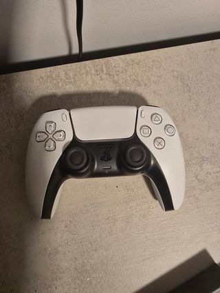 PlayStation 5 1TB + Mando + Fifa24