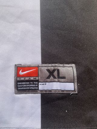 Nike Retro Striped Jersey Vintage Football Shirt S