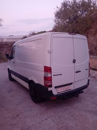 Mercedes-Benz Sprinter 2012