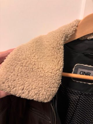Cazadora Piel Negra Cuello Borrego Talla 46