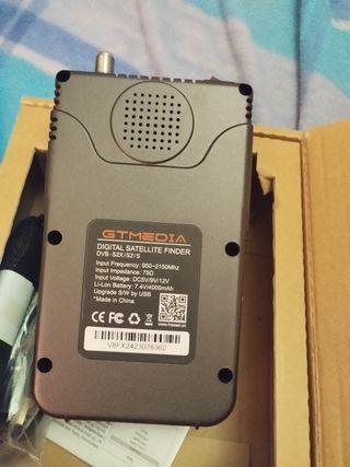 Buscador de señal V8 Finder.