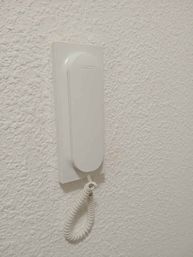 Telefonillo  nuevo instalado ,yo te lo instalo