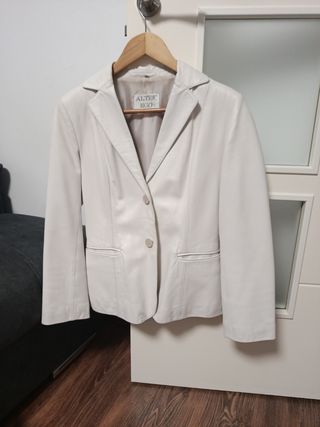 Chaqueta de piel blanca Talla M