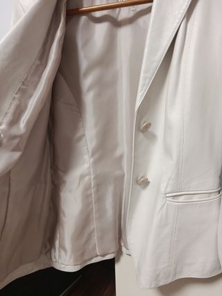 Chaqueta de piel blanca Talla M