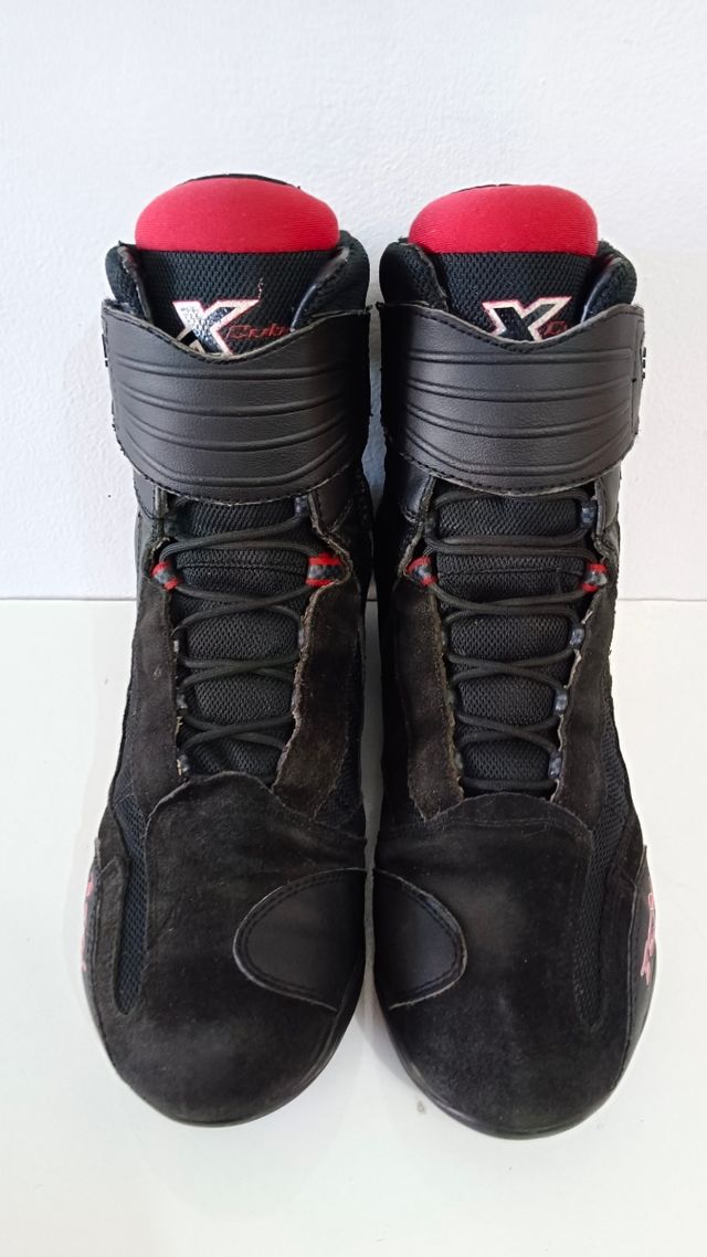 Zapatillas Moto TCX Negras y Rojas