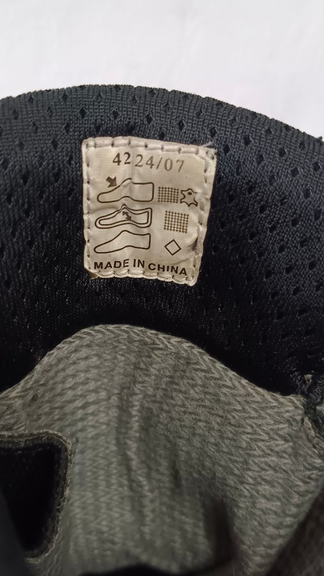 Zapatillas Moto TCX Negras y Rojas