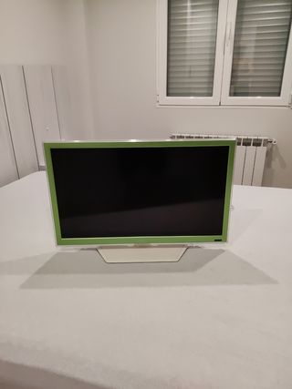 TCL TV 26 Verde Lima