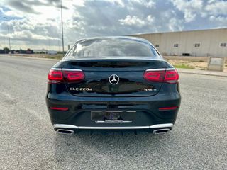 Mercedes-Benz GLC Coupé 220D AMG 2022