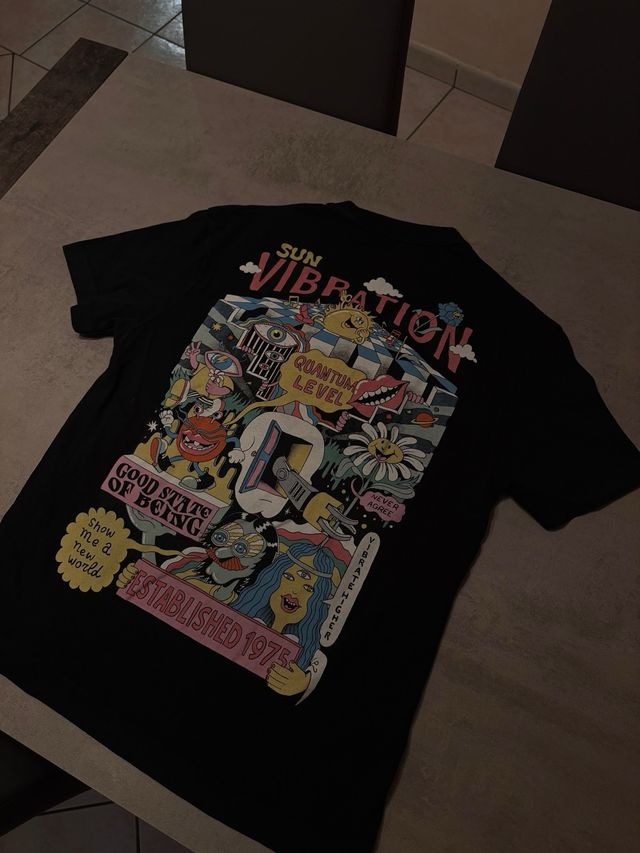 Maglietta Zara Nera con Stampa Grafica