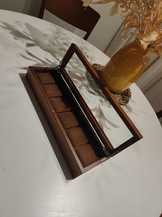Caja para relojes de madera