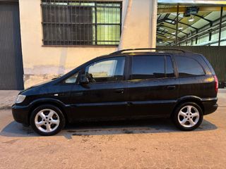 Opel Zafira 2004