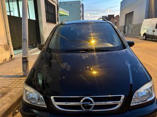 Opel Zafira 2004