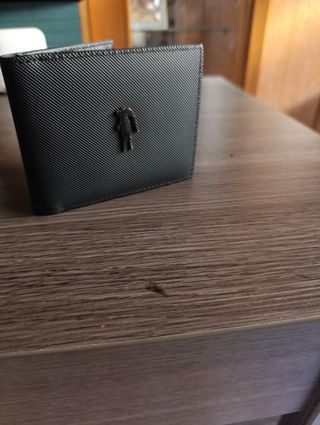 Billetera Lacoste Negra