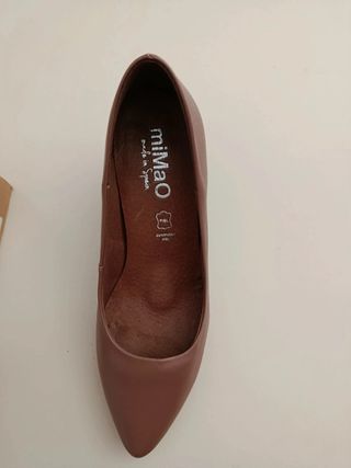 Zapatos salón Mimao piel marrón talla 37