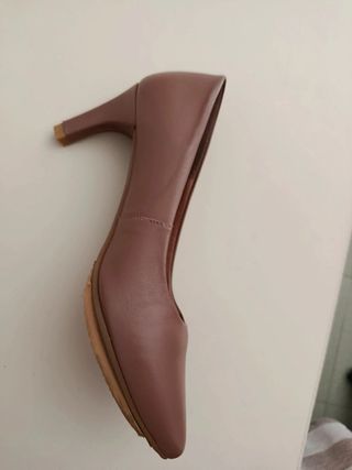 Zapatos salón Mimao piel marrón talla 37
