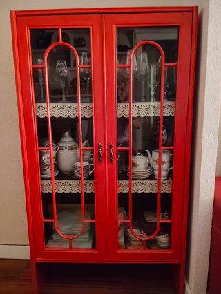 Vitrina antigua restaurada, madera y cristal