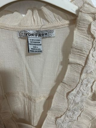 Blusa premamá Poetry beige talla S. Talla para M