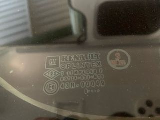 Ventana Trasera Izquierda Renault Trafic 2002-15