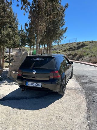 Volkswagen Golf 4 2003