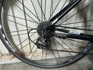 Bicicleta de carretera BH liberty seguros