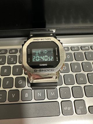 Reloj Casio G-Shock Plata y Negro