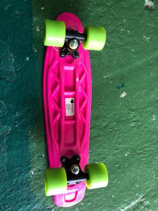 Monopatín rosa Penny Board