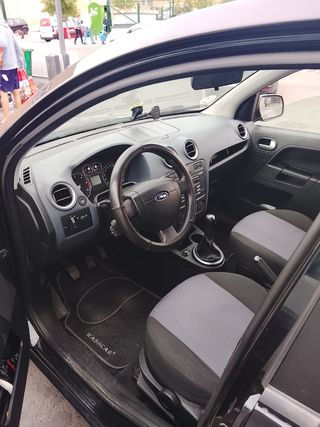 ford fusion  2010 15